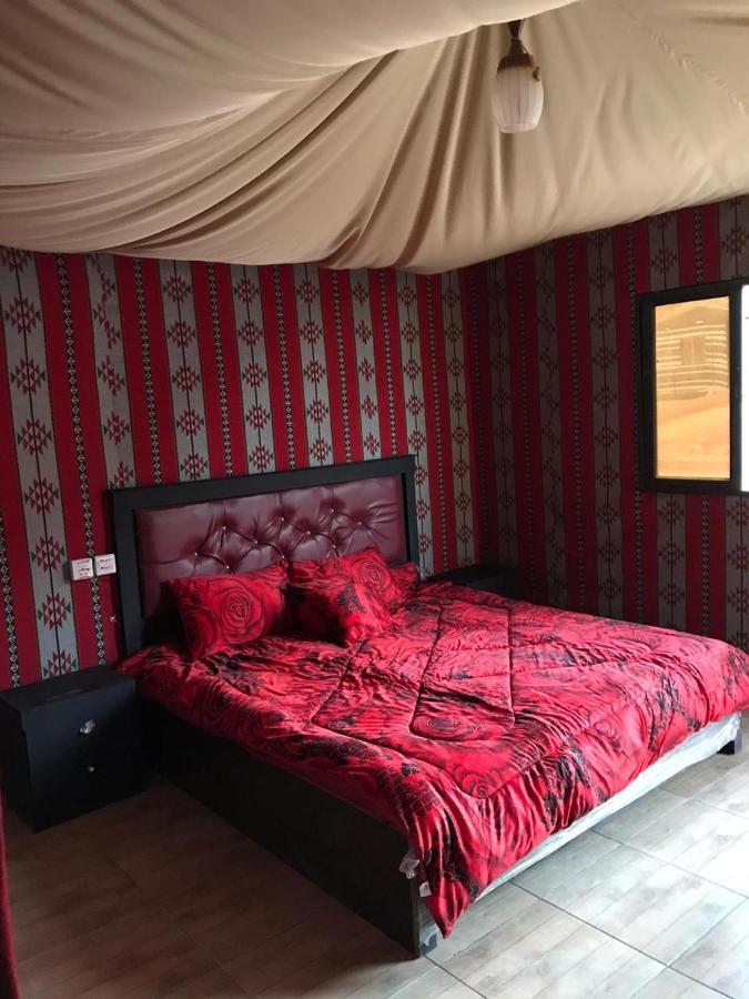 Oryx Camp Hotel Wadi Rum Exterior photo